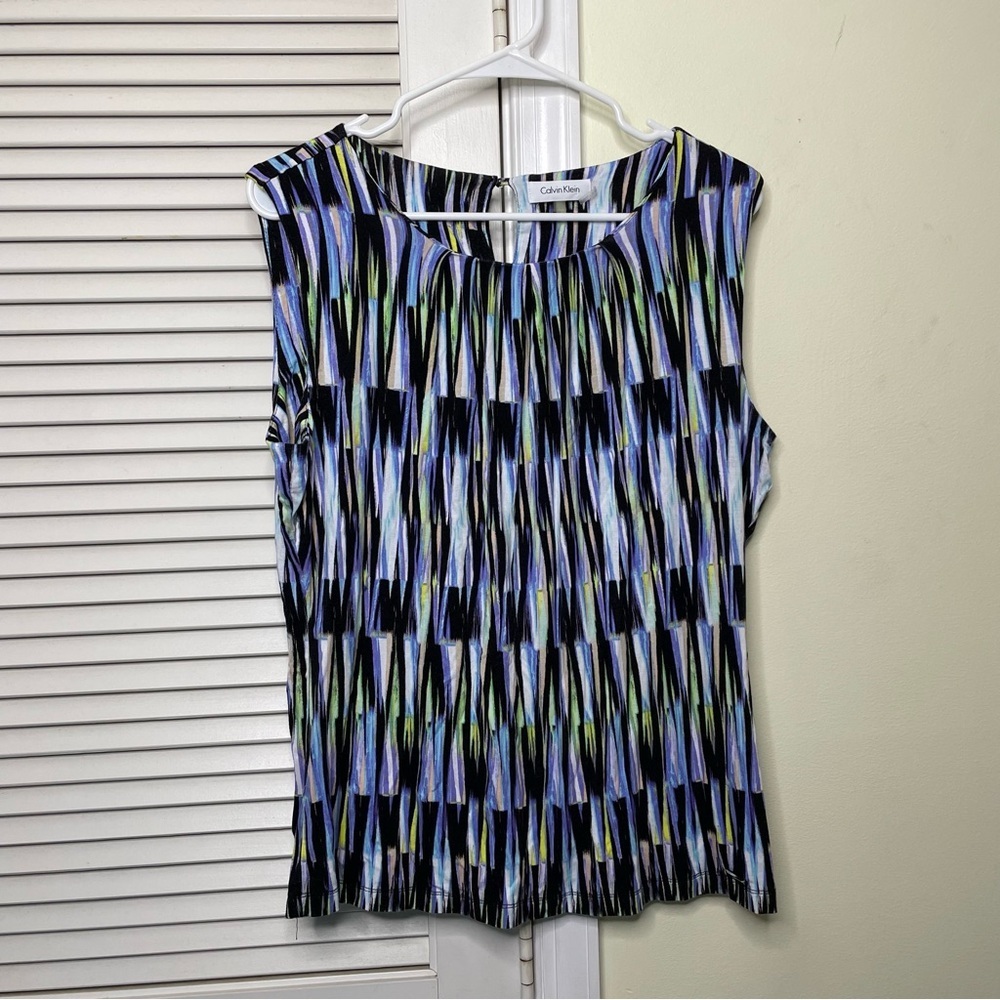 —SOLD—- Calvin Klein sleeveless top purple XL